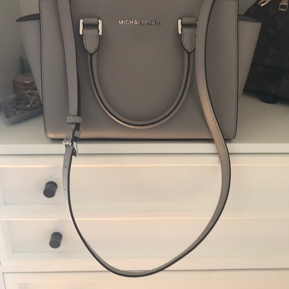 MICHAEL KORS SELMA MEDIUM SATCHEL - Picture 5 of 8